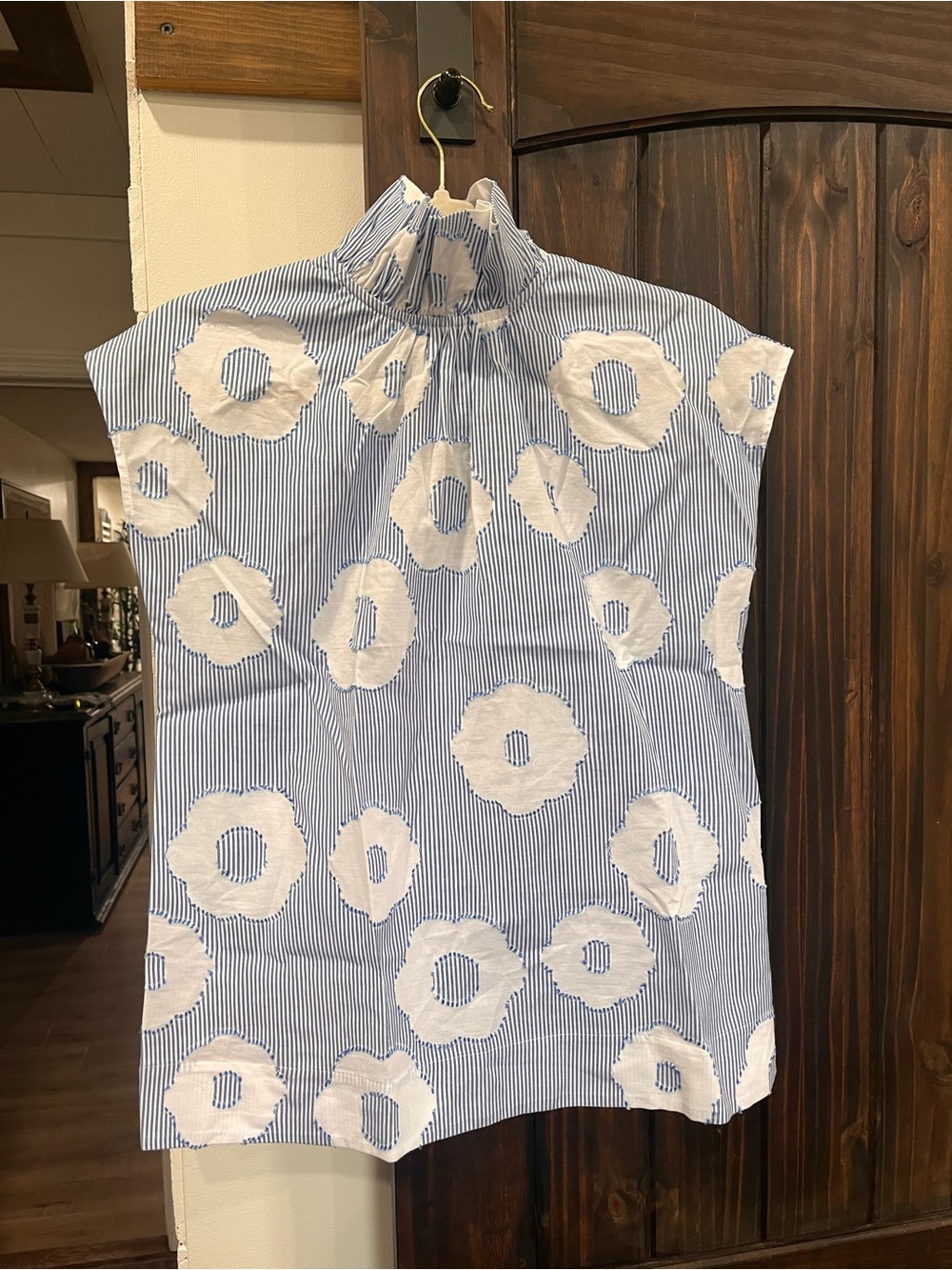 Trina Turk high neck xs blue/white nwt